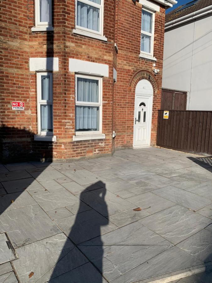 Fantastic Villa Bournemouth - Spa, Parking, Garden Exterior foto